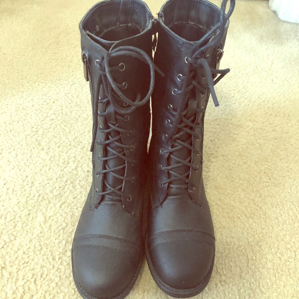 Brand new combat boots